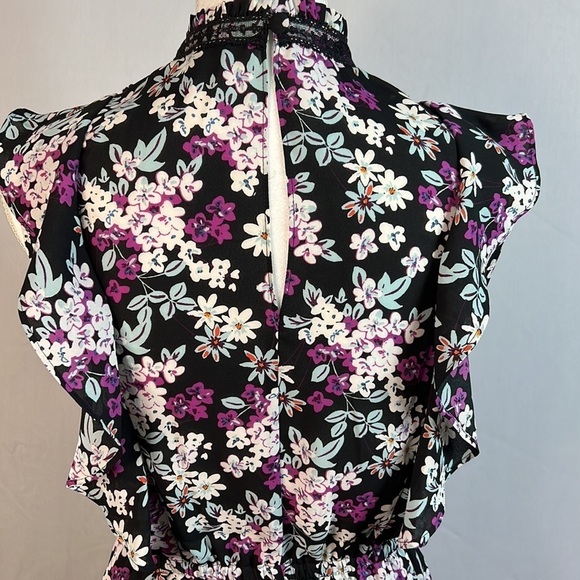 Express Floral Lace Crochet Black High neckline Dress Size Small - Picture 6 of 7